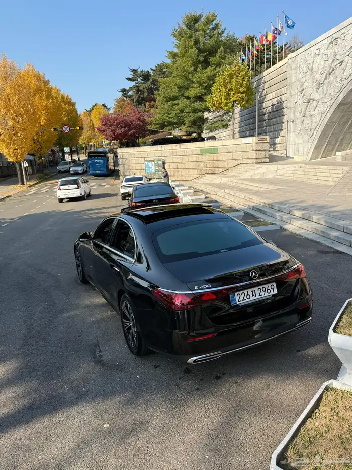 مرسيدسE200 25
