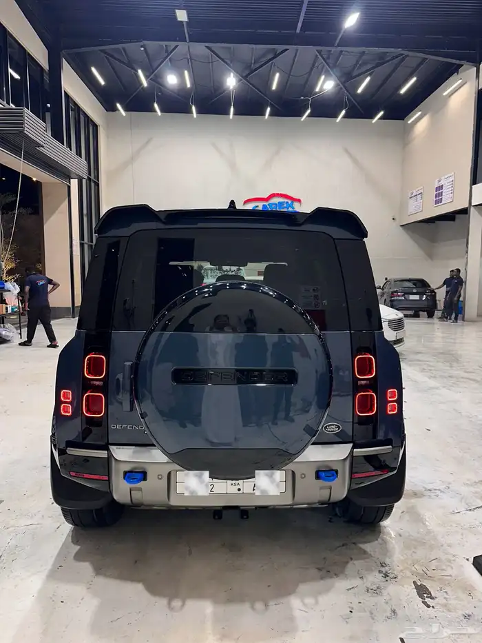 ديفندر 2021 SE X Dynamic p400 3