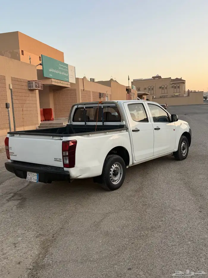 ايسوزو ديماكس 2020 بدون دبل 2