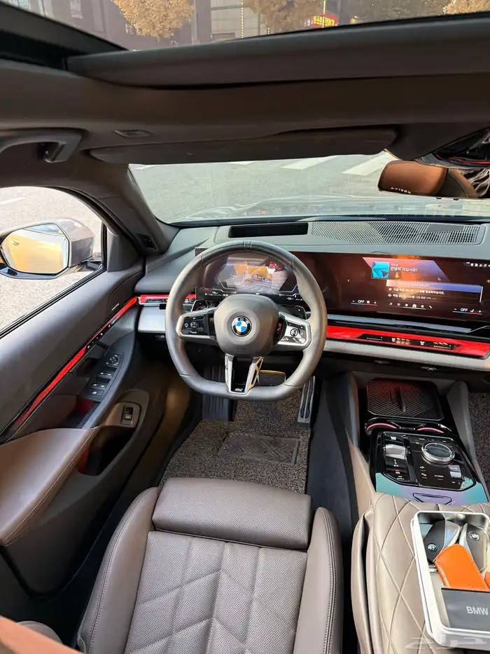 بي ام دبليو 520i 5