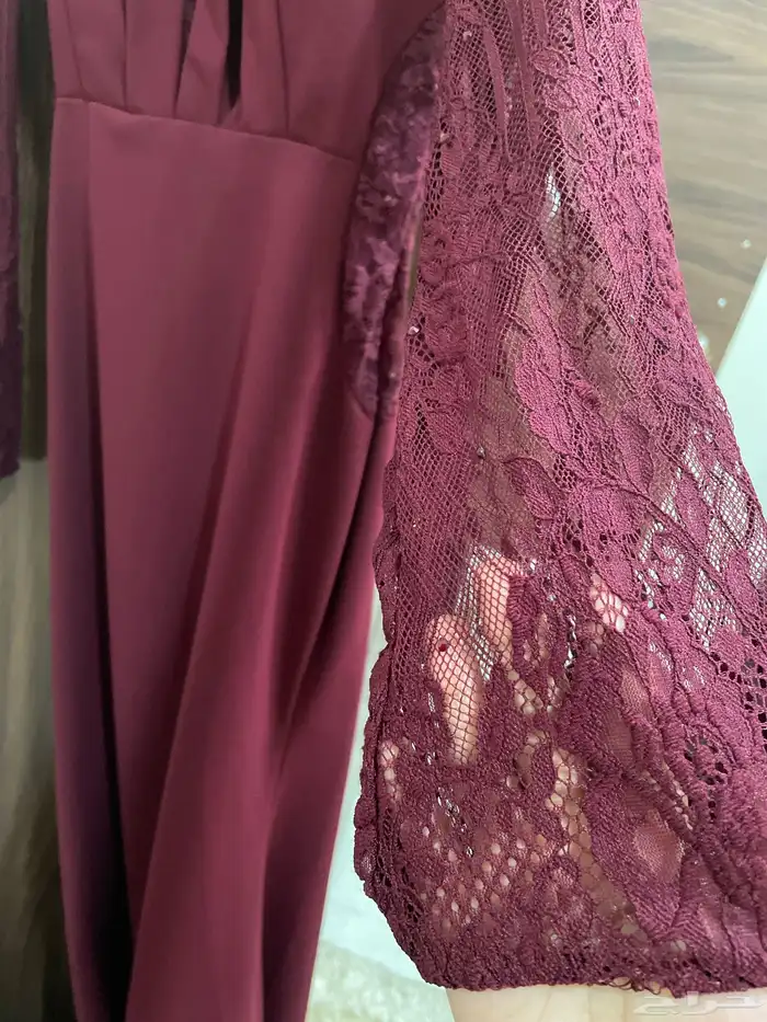 فستان عنابي استخدام مره وحده فقط الحجم سمول s 0