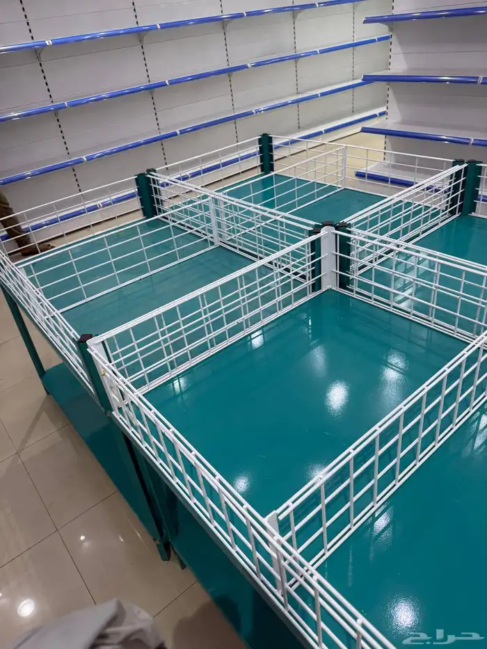 طاولات العرض 0