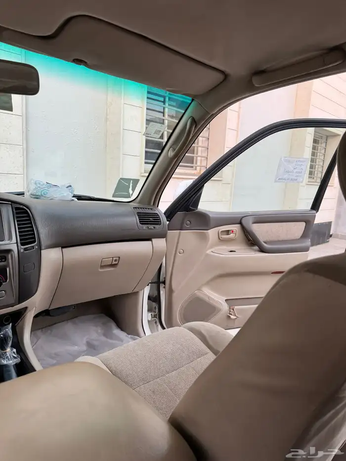 للبيع لاندكروزر 2006 GXR تماتيك 40