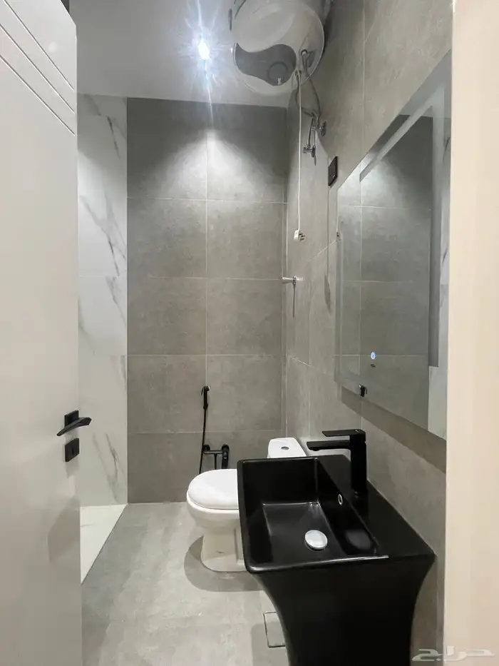 للتملك شقه دور ارضى بحوش من 600 الف مقابل نادى ضمك 14