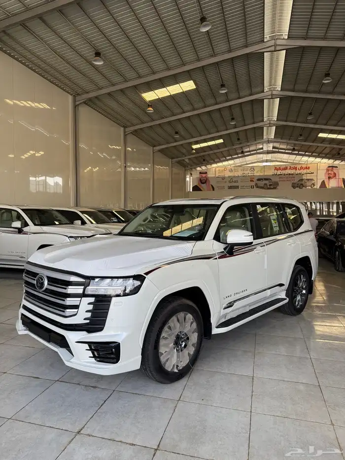لاندكروزر GXR.S.2025 تنفس طبيعي اقل سعر بالسوق عرض خاص 0
