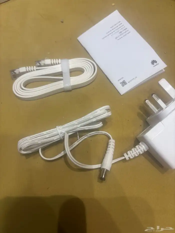 مقوي شبكة من شركة Huawei 9