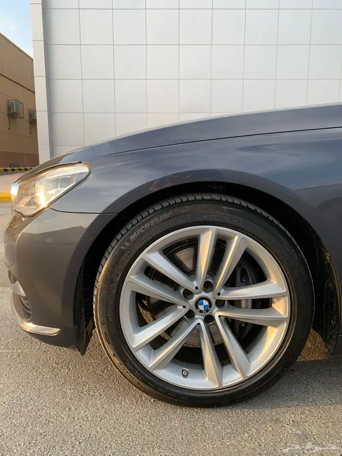 للبيع بي ام 740 Li يوسف ناغي 2016 11