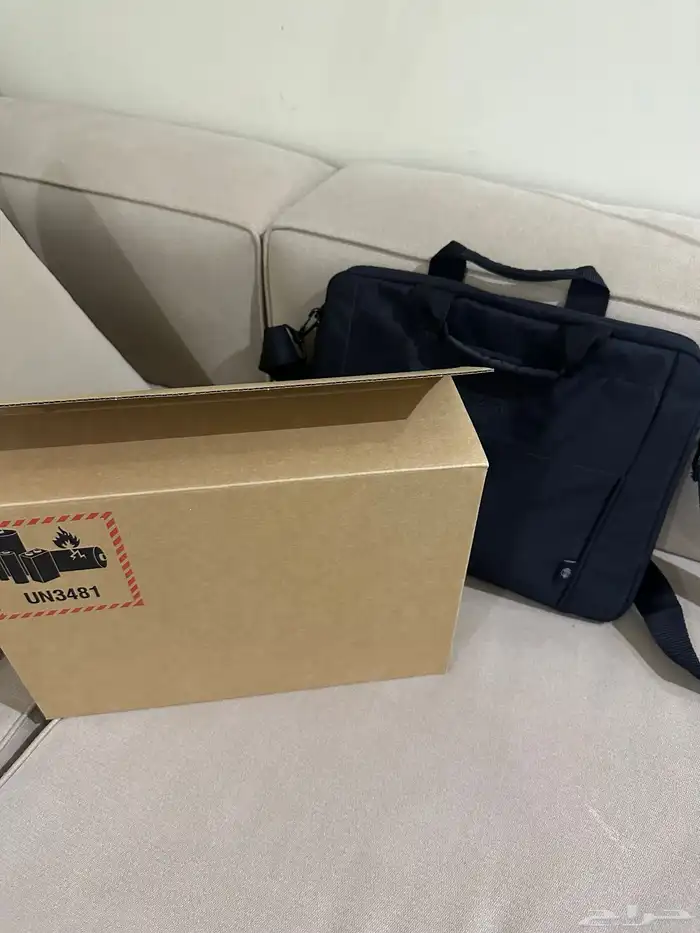 ماك بوك اير 8