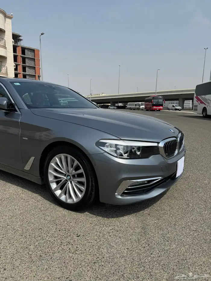 بي ام 530 فل 2017 ماشي 126 الف كيلو قمه في النظافه 2