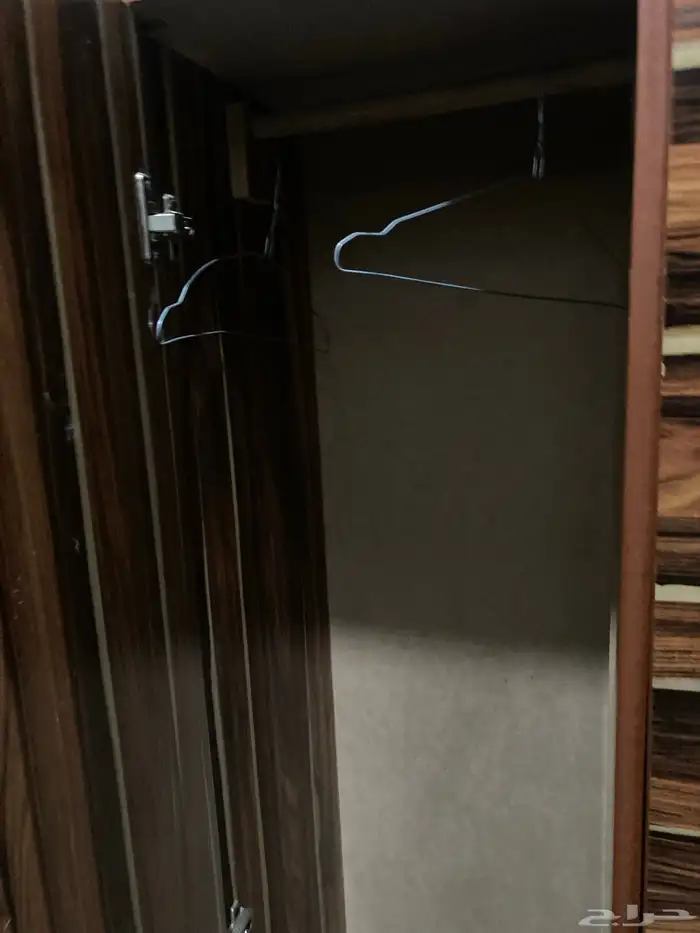 درج نفر ونص لون بني مخطط وجميل 0