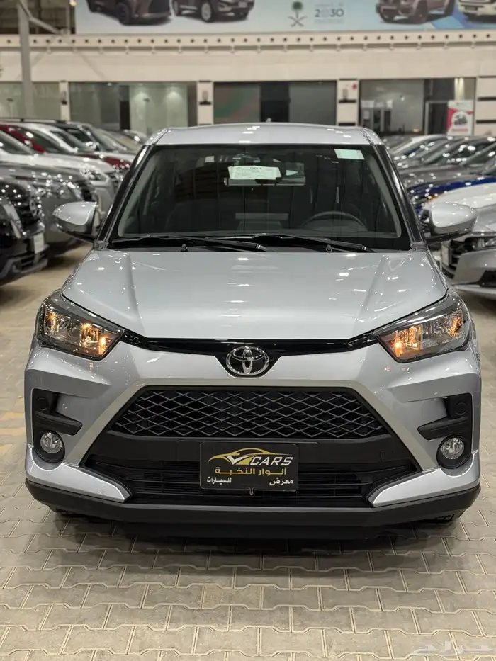 تويوتا رايز موديل 2024 عداد 52 الف كيلو - استاندر 0