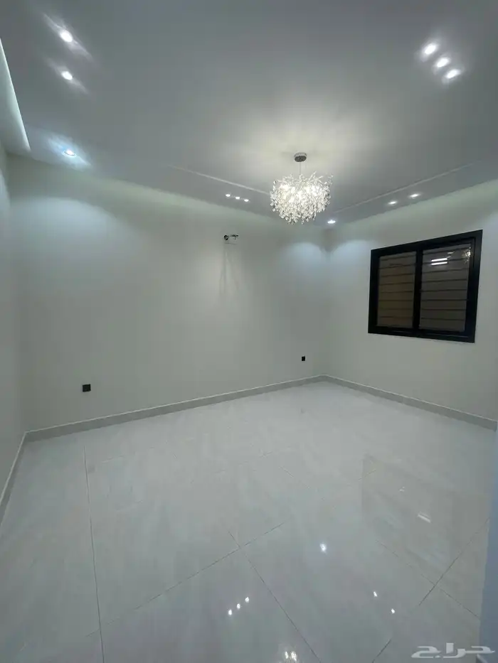 للبيع شقق مودرن أرضي وعلوي بالمحاله ابها 5