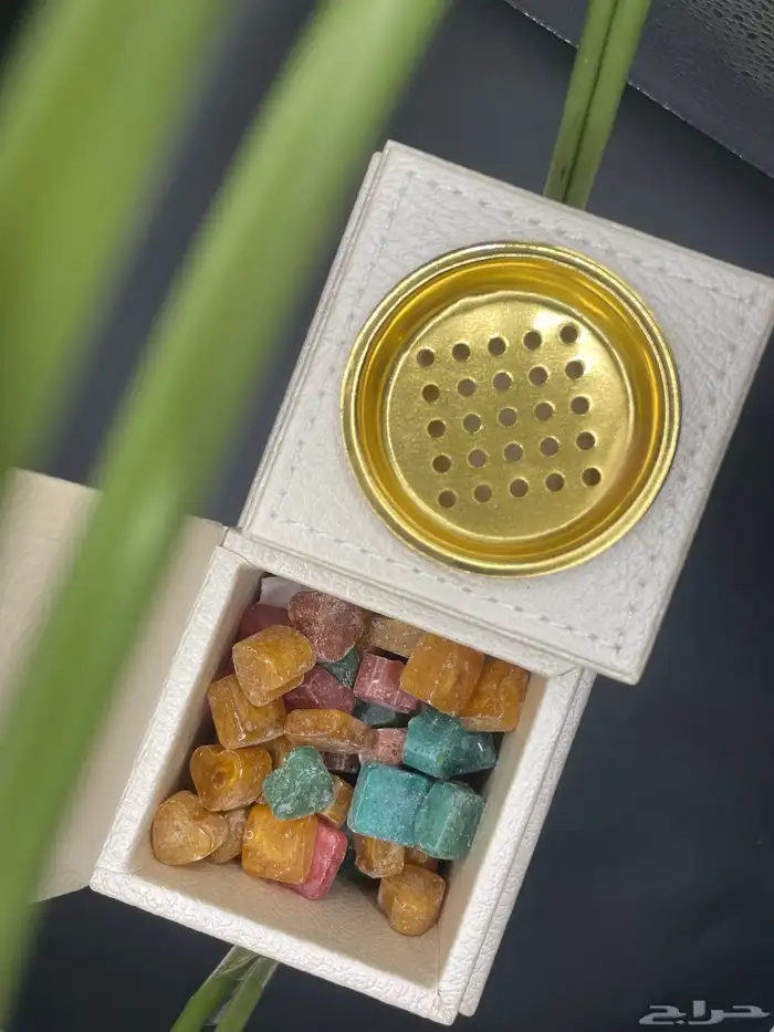 بوكس هديه مبخره مع علبه مستكه ملونه بروائح مميزه 2