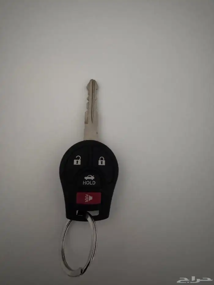 للبيع مفتاح نيسان سنترا 2014 اصلي وكالة 1