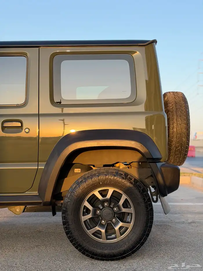 سوزوكي جمني 2021 7