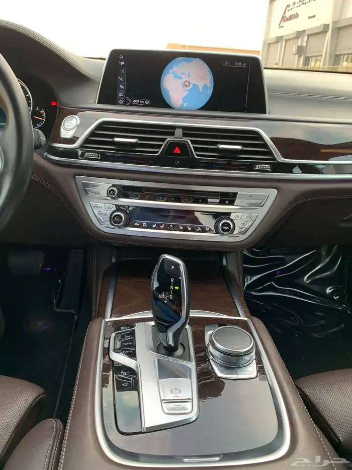 للبيع بي ام 740 Li يوسف ناغي 2016 37