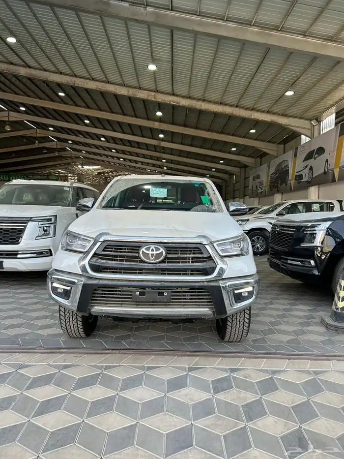 تويوتا هايلوكس 2025 فل كامل سعودي بنزين اوتوماتيك 0