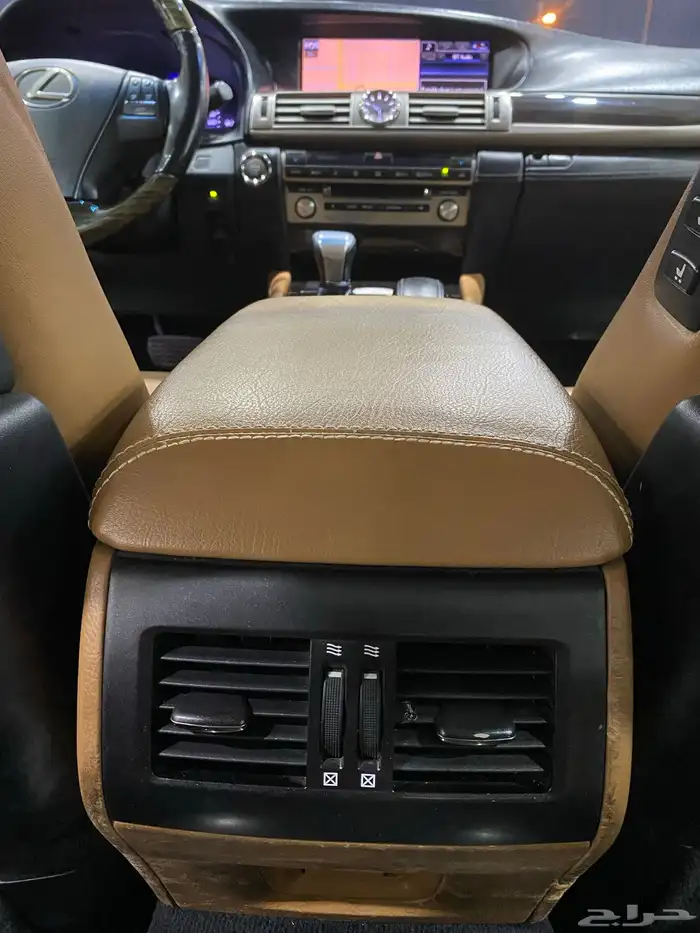 لكزس LS 460 المديل 2014 العدد 293 الف 13