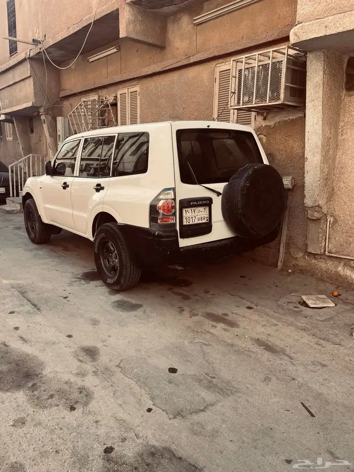 باجيرو 4 ابواب 2005 1