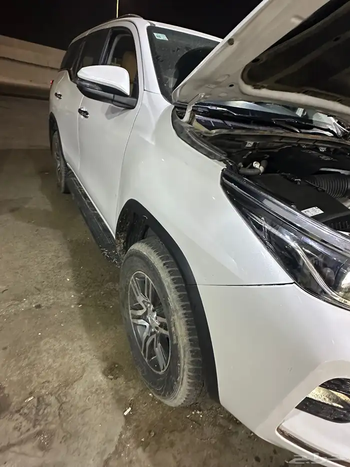 فورشتنر 2023 V6 4.0L 3