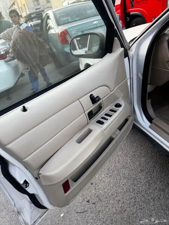 فورد حكومي 2010 عرض لمدة ثلاث أيام ب15000 7