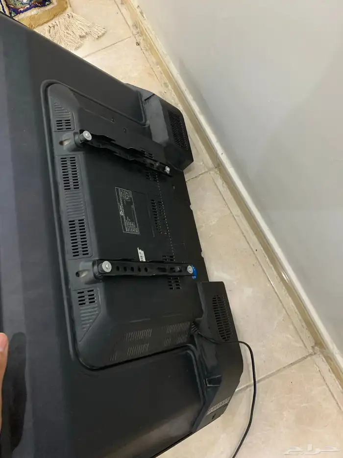 شاشة دينست 1