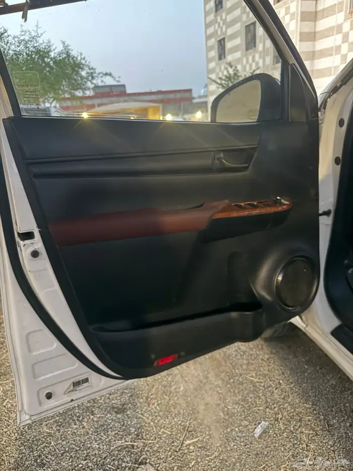 هايلوكس 2016 غمارتين GLX فل كامل 12