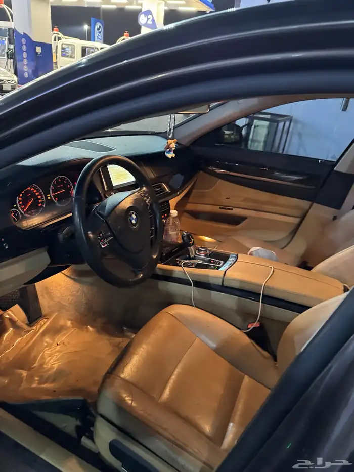 بي ام 730 2013 3