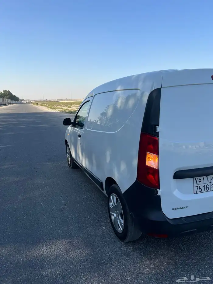 بسم الله السياره رينو دوكر فان 2022 4