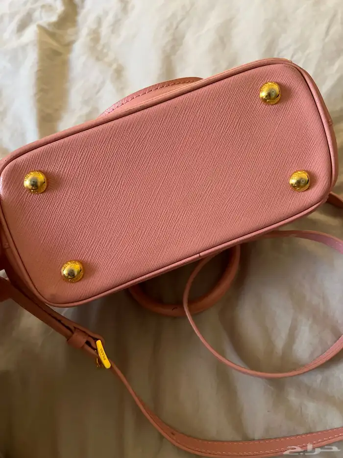 شنطه برادا 1