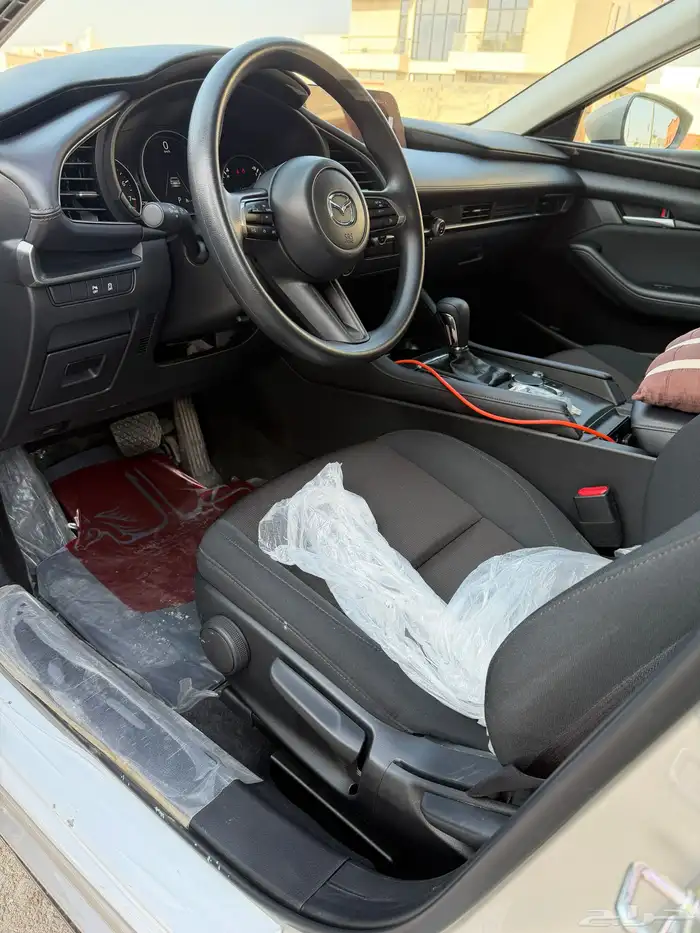 مازدا 3 موديل 2025 - ( استخدام بسيط جدا ) 18