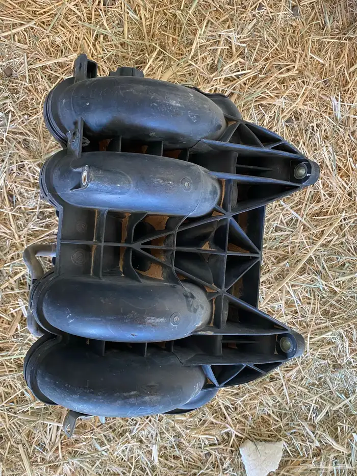 ثلاجة مكينة هايلكس 2