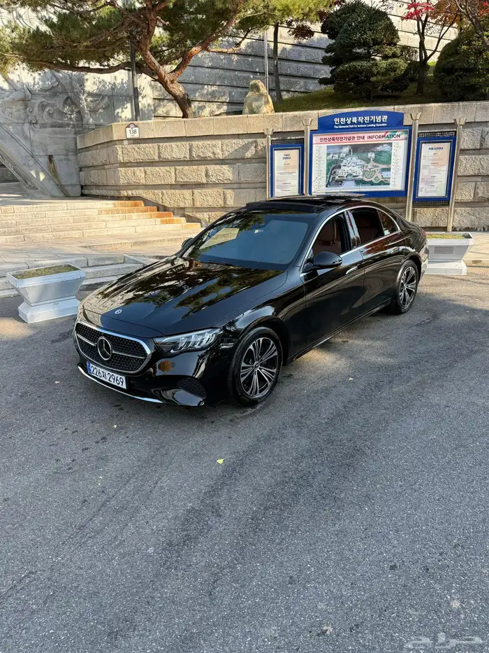 مرسيدسE200 24