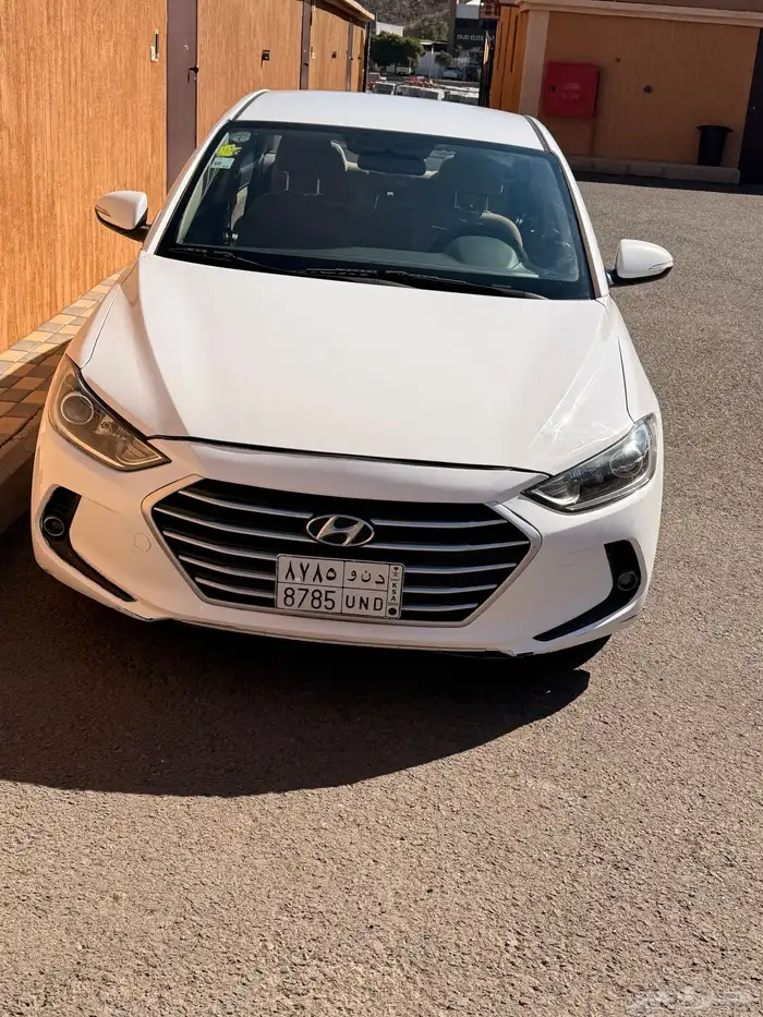 سيارة هيونداي النترا 2017 نصف فل ( مثبت سرعة جنوط ABS ) 0