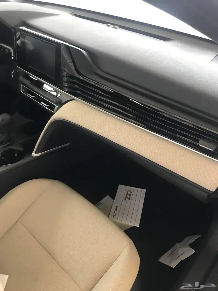 تويوتا كامري E سعودي موديل 2025 بنزين 14