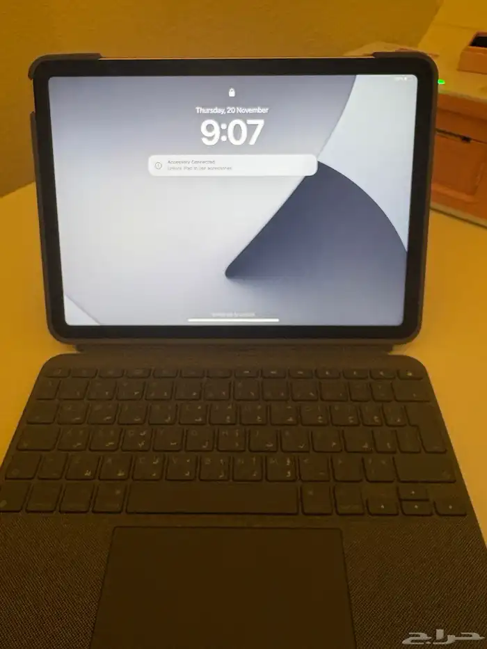 ايباد اير وردي ipad air 4th generation pink مع كفر كيبورد 2