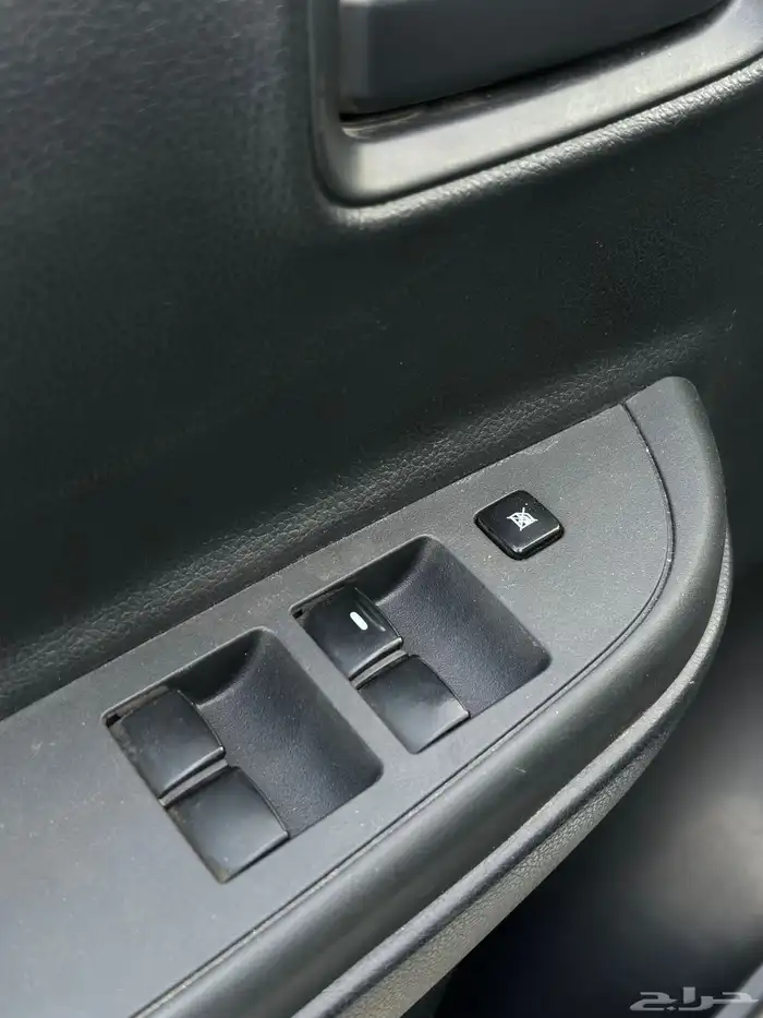 ميتسوبيشي 2023 L200 ديزل غمارتين بدي وكاله ممشى 98 الف 17