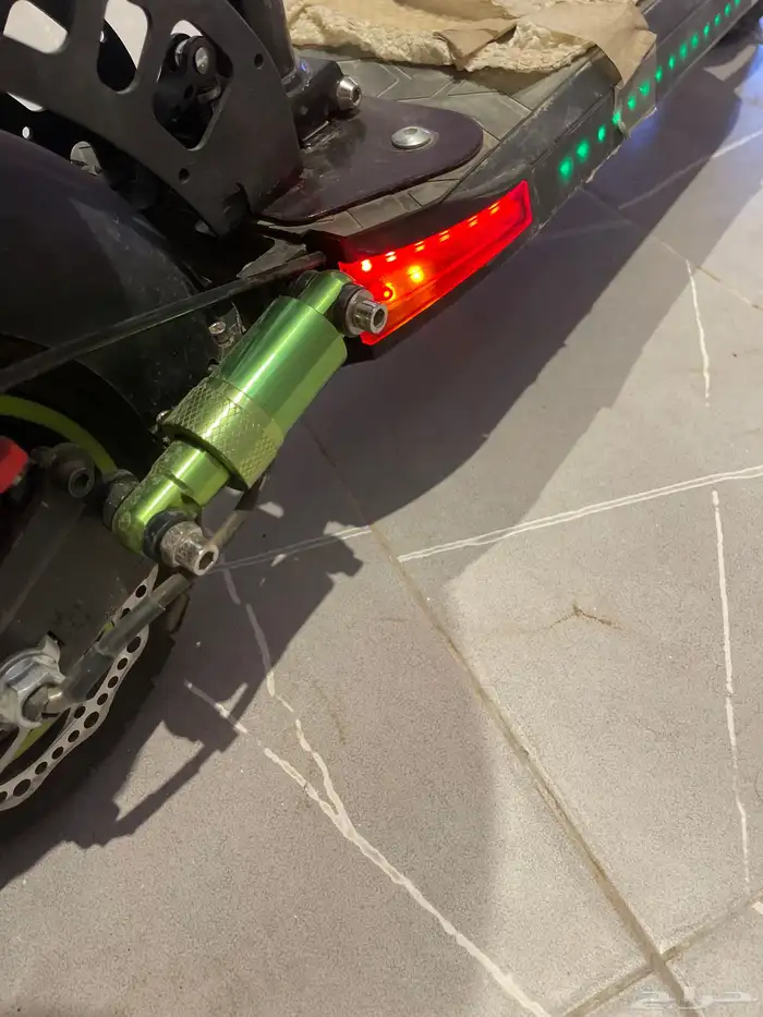 سكوتر الوحش 8