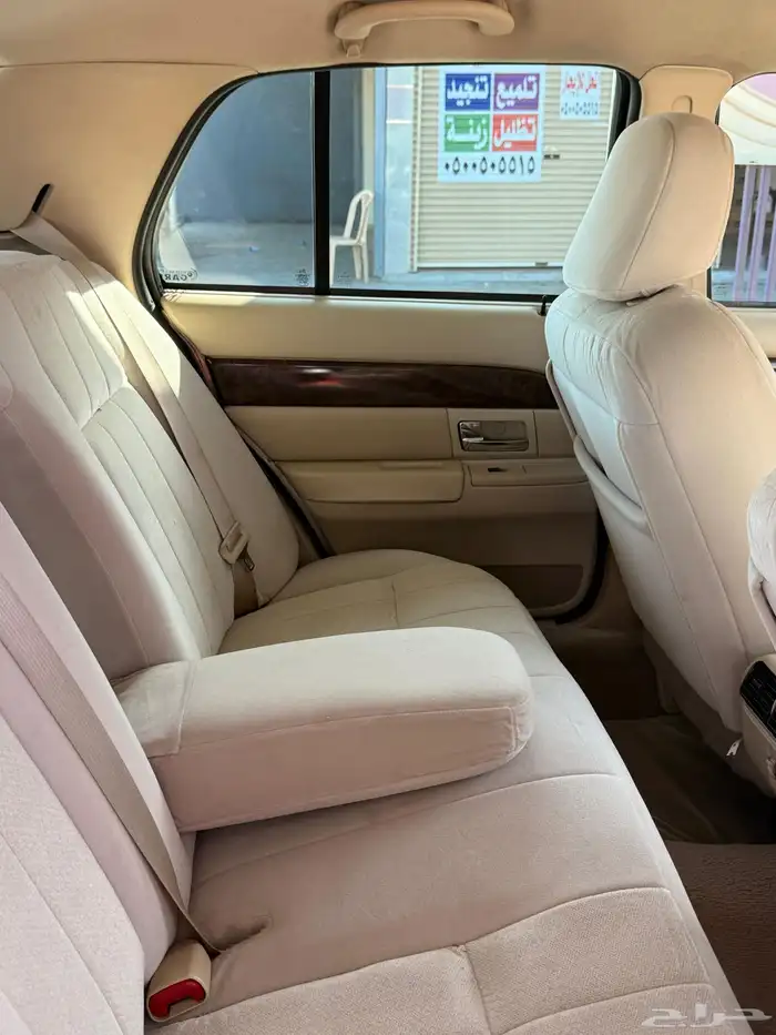 جراند ماركيز فورد 2010 15