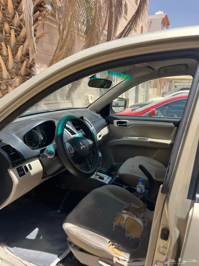 باجيرو 2011 للبيع 8