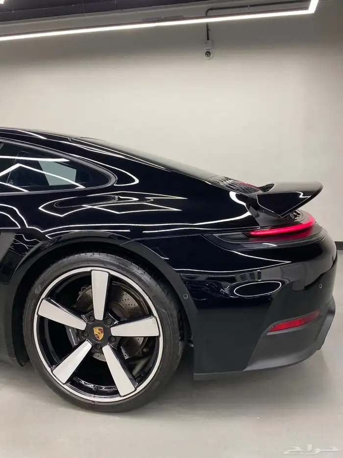 بورش كاريرا 6