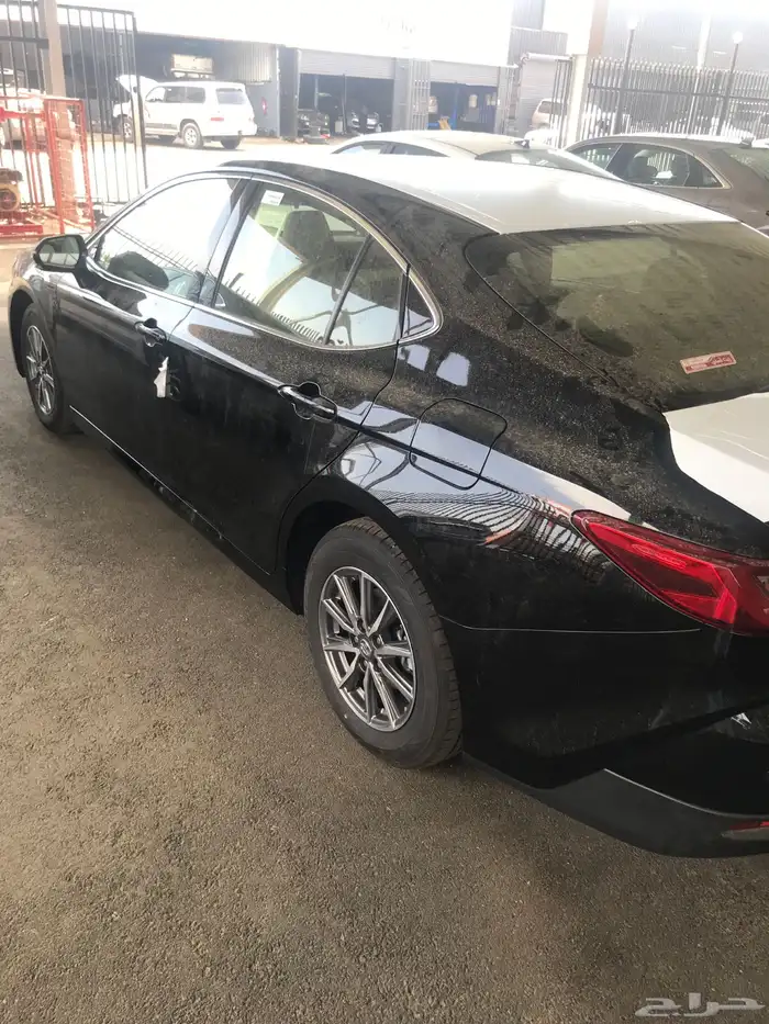 تويوتا كامري E سعودي موديل 2025 بنزين 3