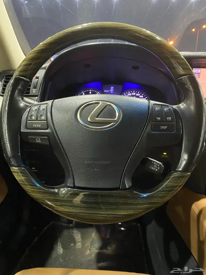 لكزس LS 460 المديل 2014 العدد 293 الف 14