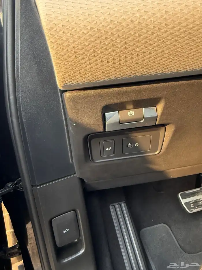 لاند روفر ايفوك R-Dynamic ممشى 800 كيلو 2023 27