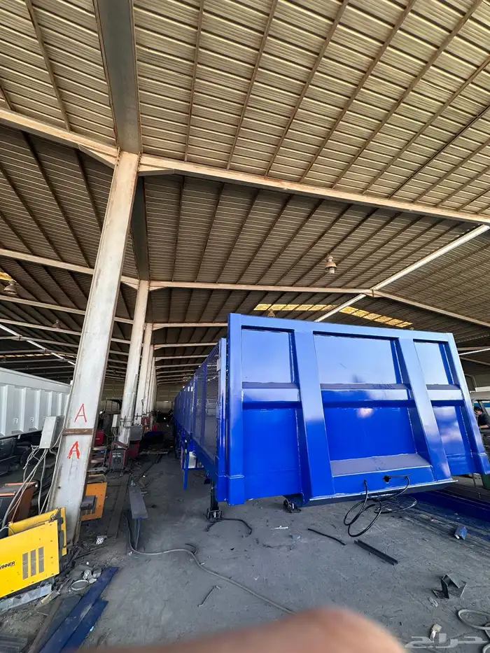 سطحه جوانب 13.60 م 3 محاور منافيخ 1