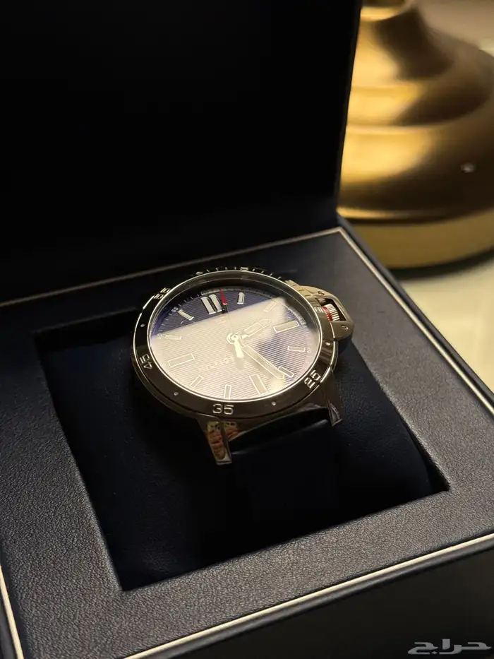 ساعة تومي TOMMY HILFIGER اصليه استعمال قليل جدا 1