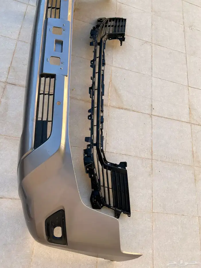 بطانه وصدام قصير لاندكروزر 2023 0