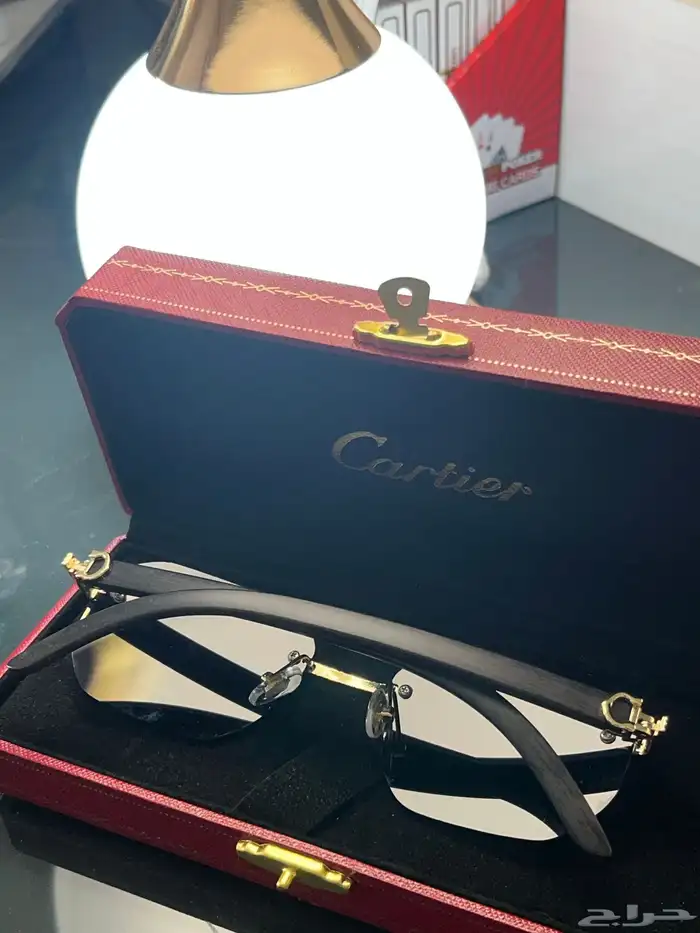نظارة شبيهة كارتير مستخدمة 1
