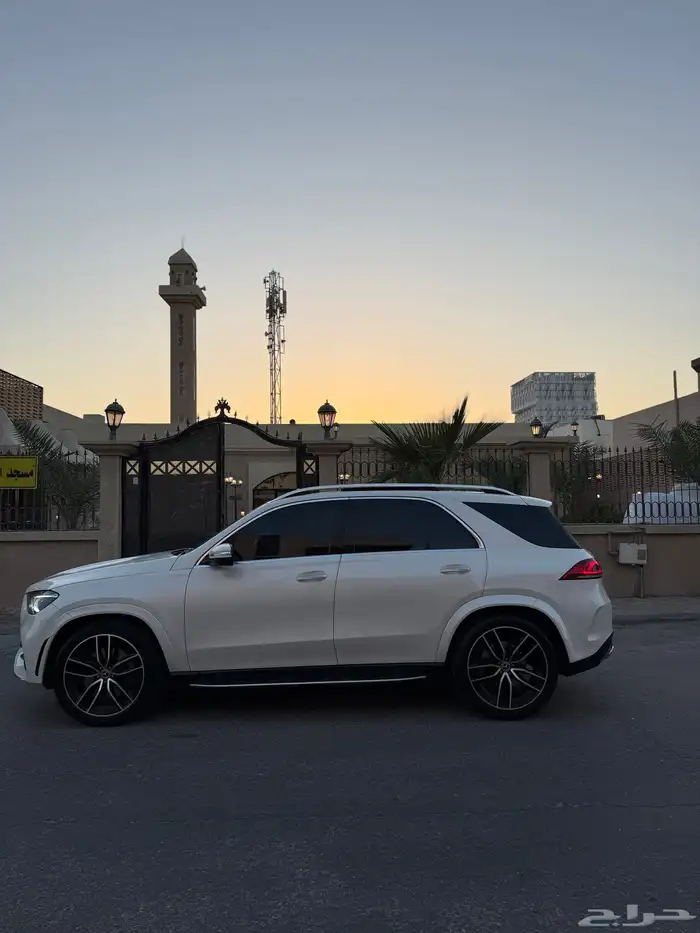 مرسيدس GLE450 موديل 2022 بحاله الجديده 7