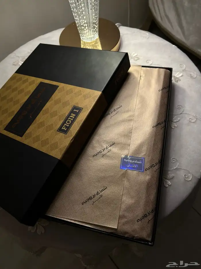 بروجيه دم الغزال احمر غامق 3